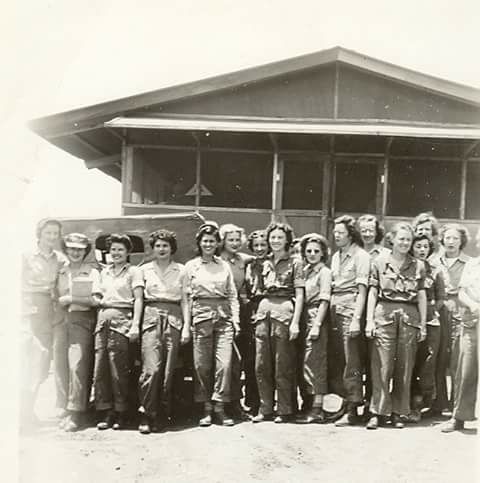 26133368_1971779122838717_117263131_n